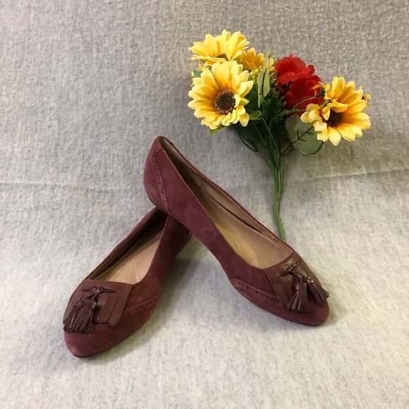 NWOT - Berry Wine Suede Flats with Kiltie Trim - Picture 1 of 16